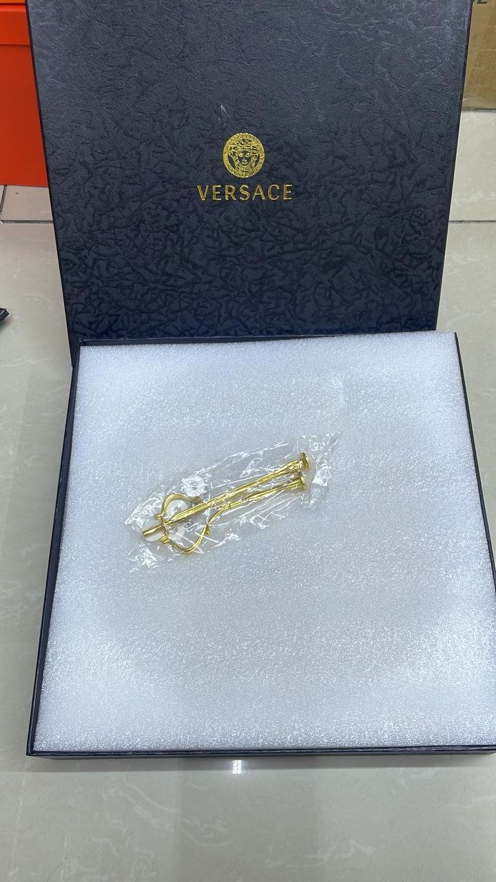 Serving tray diameter of 32 cm from Versace - Image 2 of 4